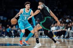 爱游戏体育-塔图姆回归赛场，大胜首场状态亮眼，勇士观众沸腾！的简单介绍