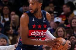 AYX-包含字母哥回归赛场，回归赛场首场状态亮眼，德国队观众沸腾！的词条