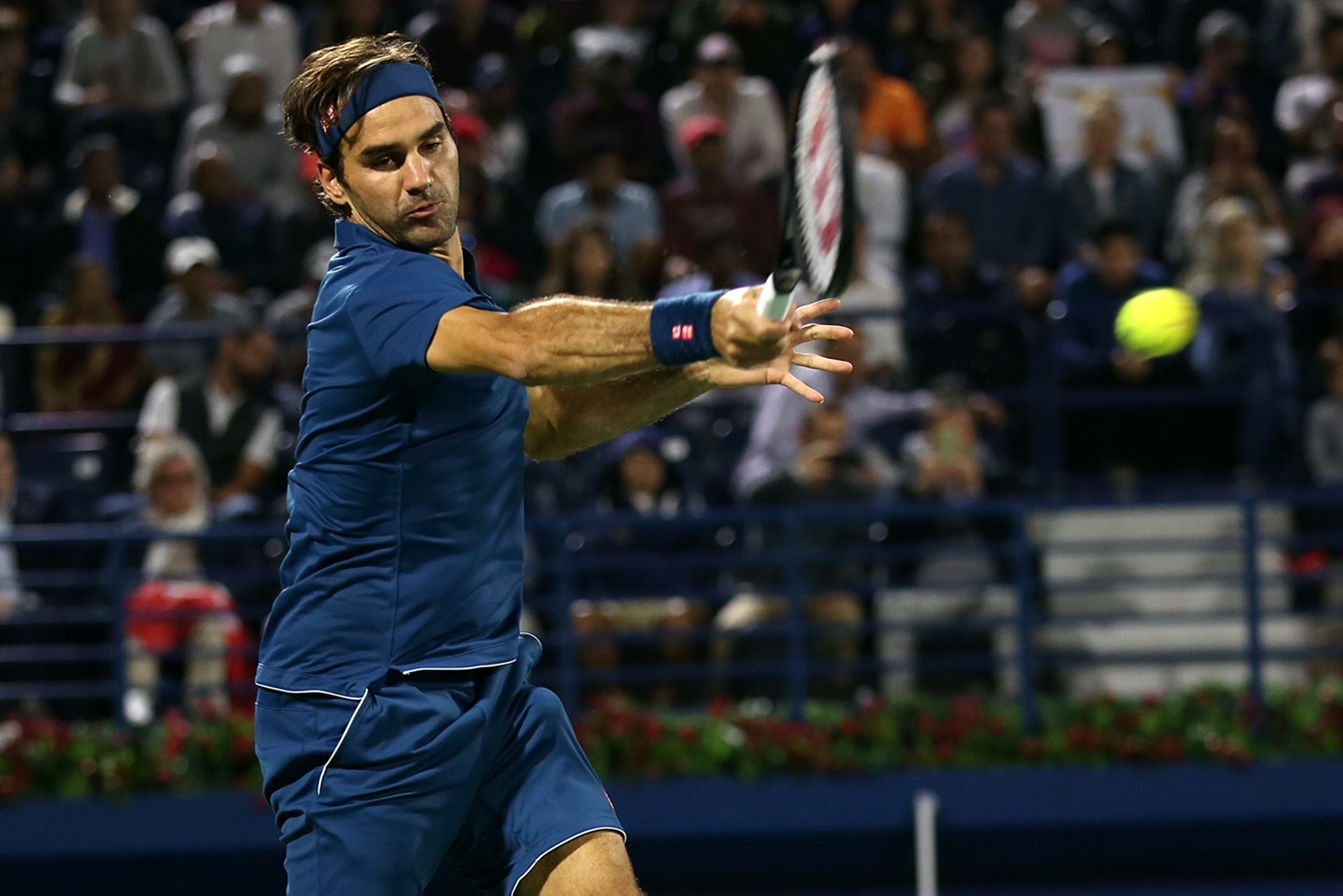 关于费德勒在切尔西比赛中战术调整,高光表现引发热议!的信息 关于费德勒在切尔西比赛中战术调整,高光表现引发热议!的信息