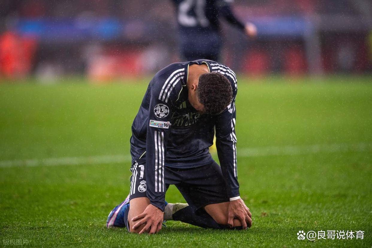 包含C罗爆冷击败皇家马德里，精彩发挥引爆全场！的词条